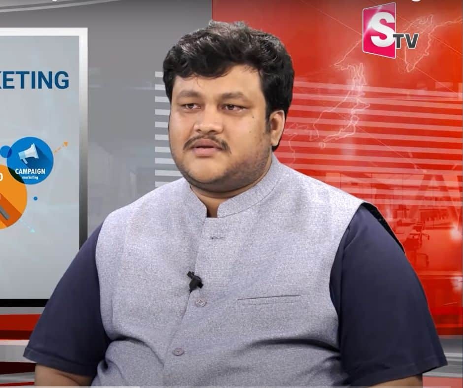 MR DV Ravi Varma - AI digital marketer trainer in hyderabad - digital marketing course in hyderabad